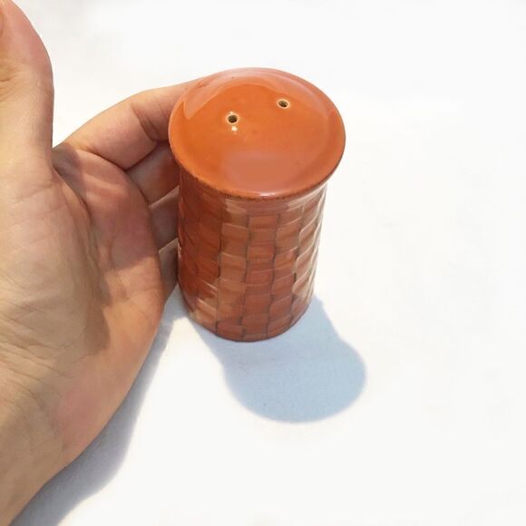 AMERICAN Atelier Cream, Sugar Bowl & Pepper Shaker - Picture 7 of 14